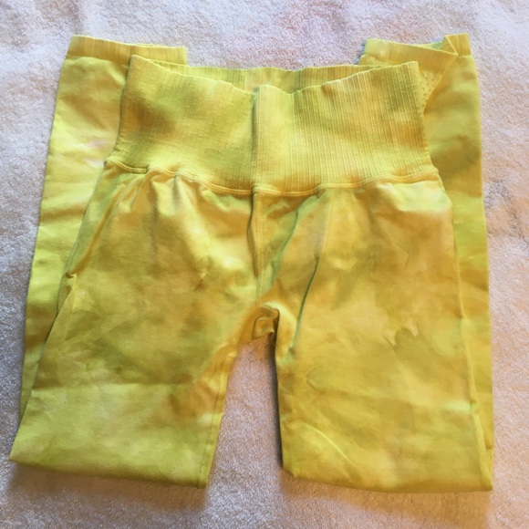 FP Movement Good Karma Tie Dye Leggings NWOT - Picture 4 of 8